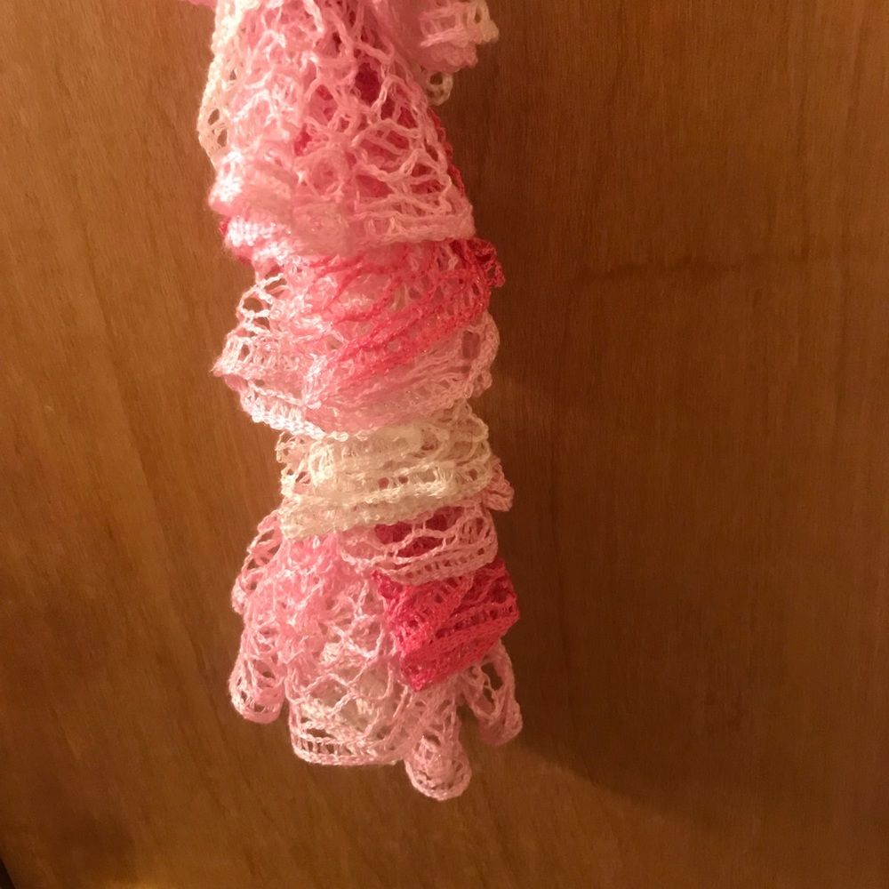 Homemade Crocheted Scarf style Ruffles - Picture 2 of 2